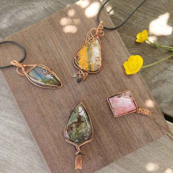 pendentifs pierres semi precieuses