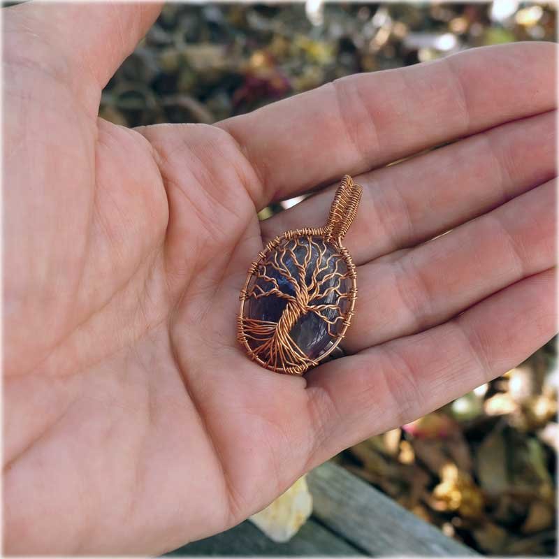 pendentif arbre de vie en pierre