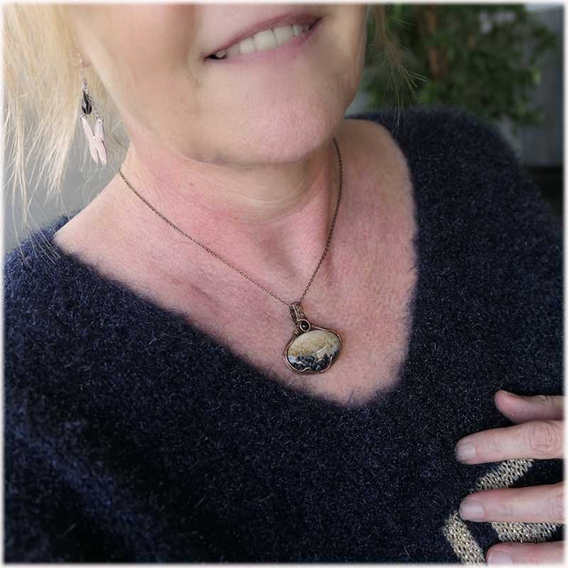 pendentif en pierre naturelle